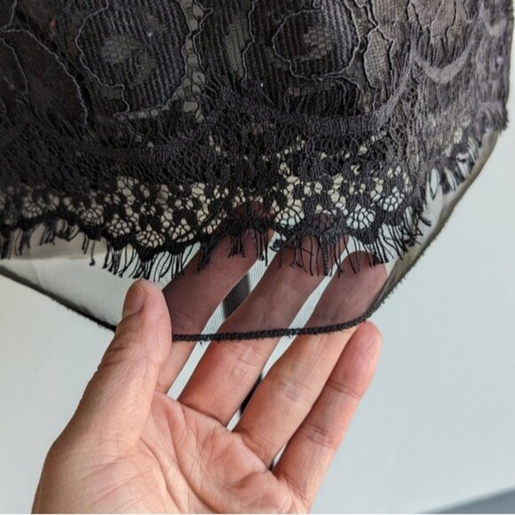 Sandra Angelozzi floral lace 3/4 sleeve semi sheer blouse - Picture 7 of 7